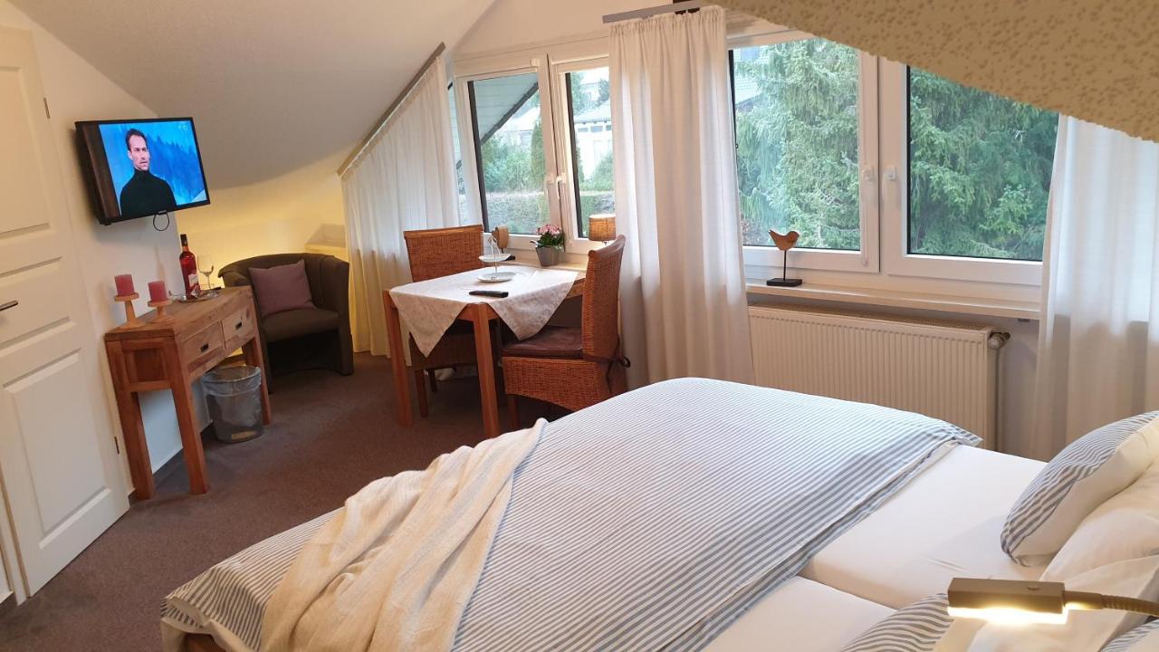 Gaestehaus Sonnenhuegel Мёнезе Экстерьер фото